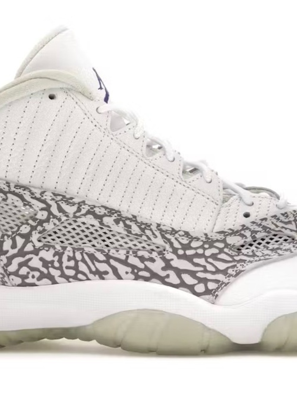 Jordan 11 retro low IE